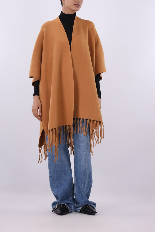 Fringe hem shawl