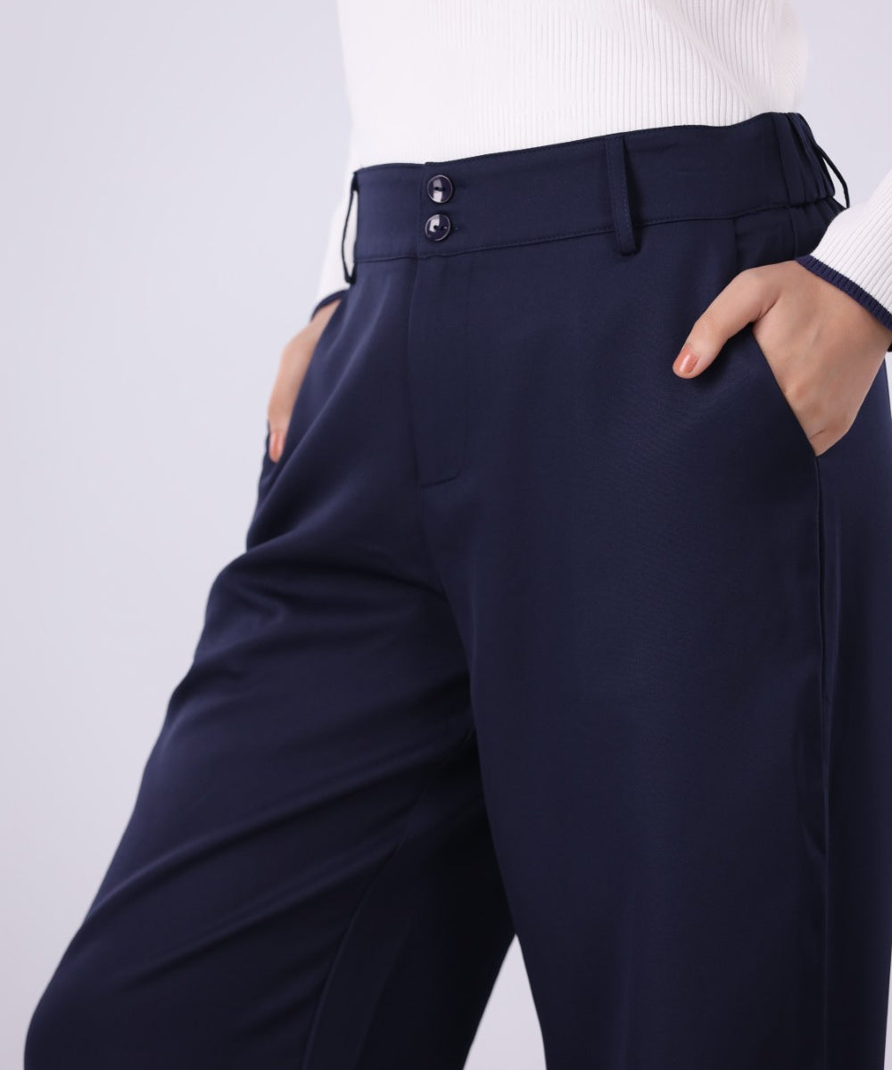 Wide-leg Trouser