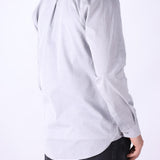 Close-up of cotton blend fabric and collar detail fumo