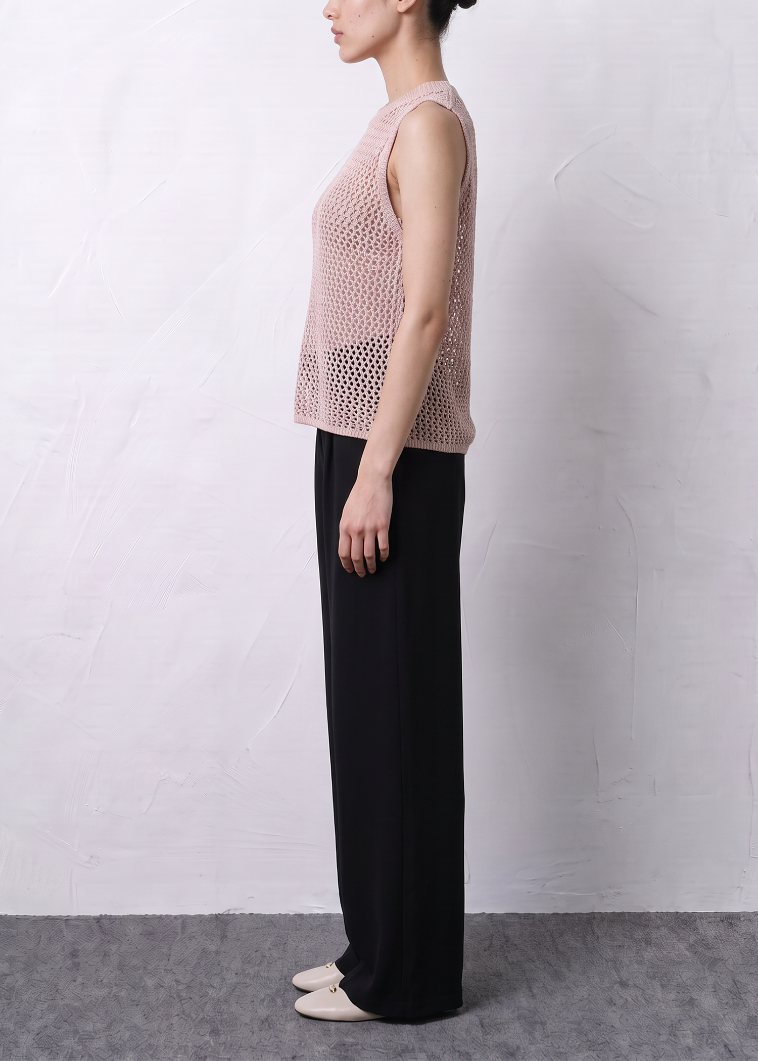 Knitted Web Sleeveless Top