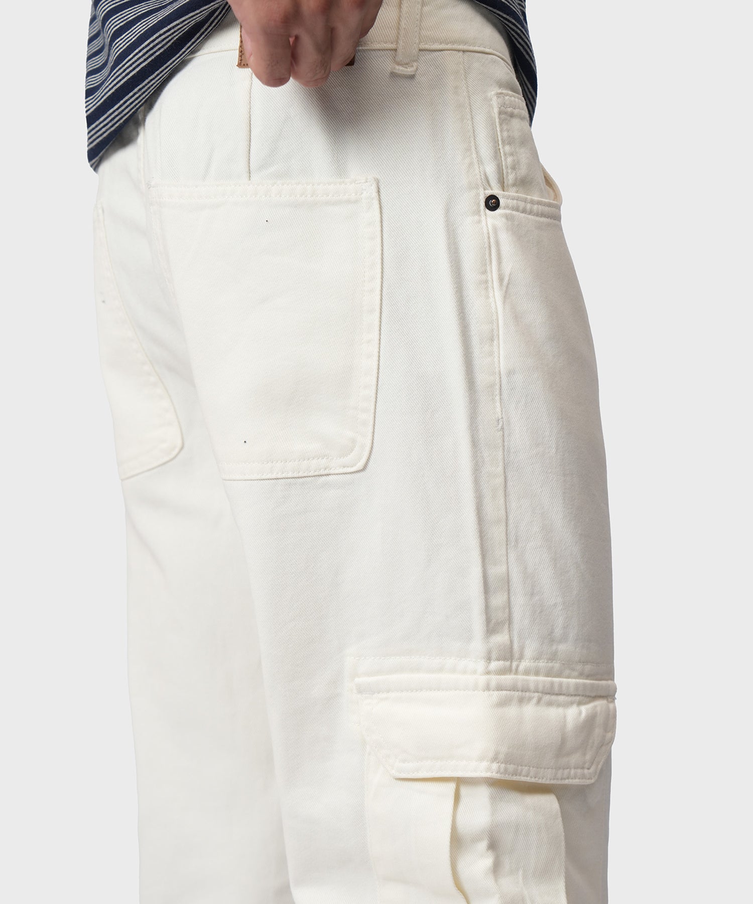 Straight Cargo Fit