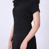 Side view of fitted ribbed t-shirt
