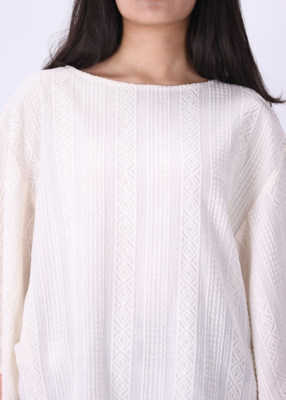 Side view of oversized batwing sleeve drape
