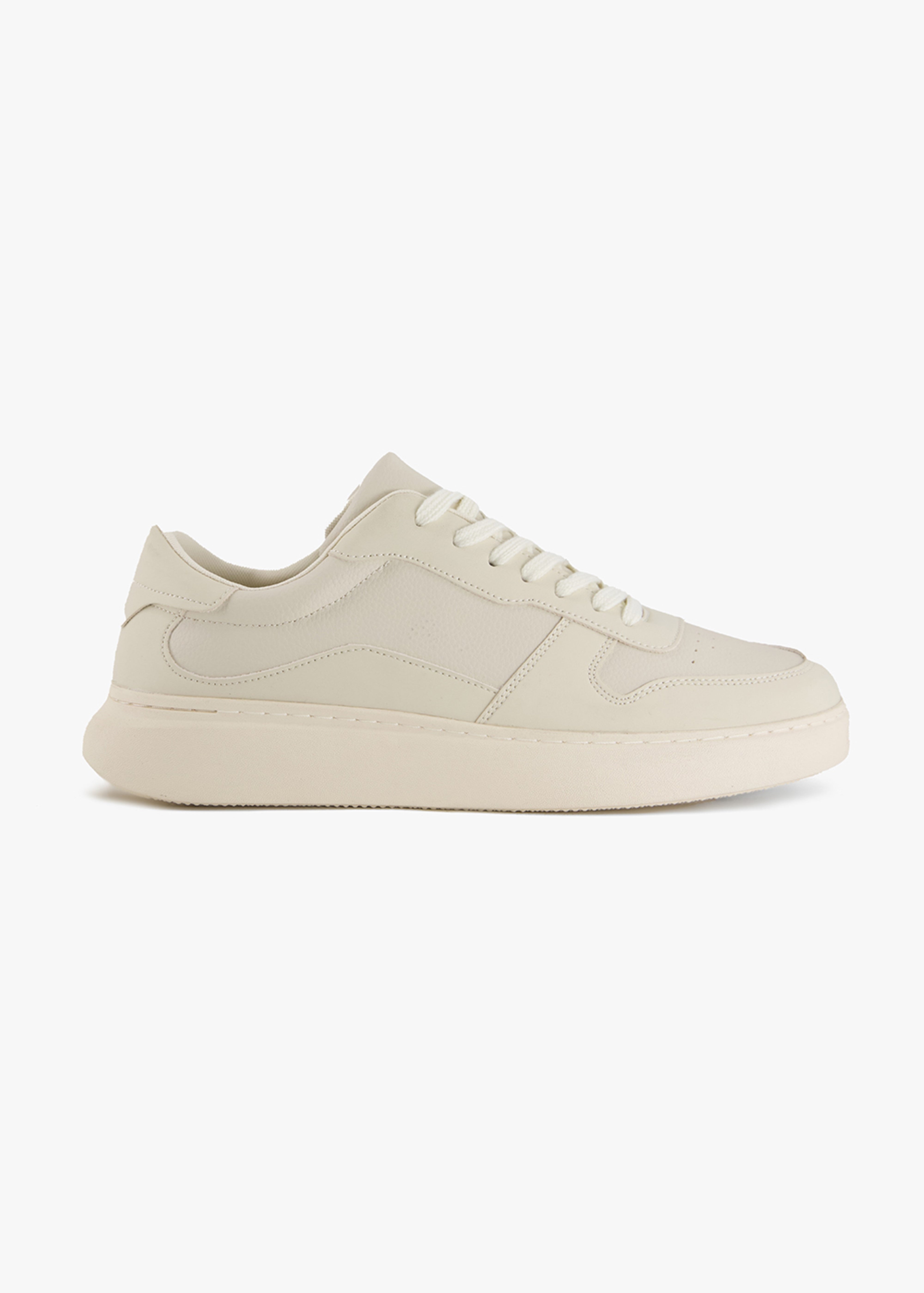 Retro Style Sneakers | Durable Sole for All-Day Wear