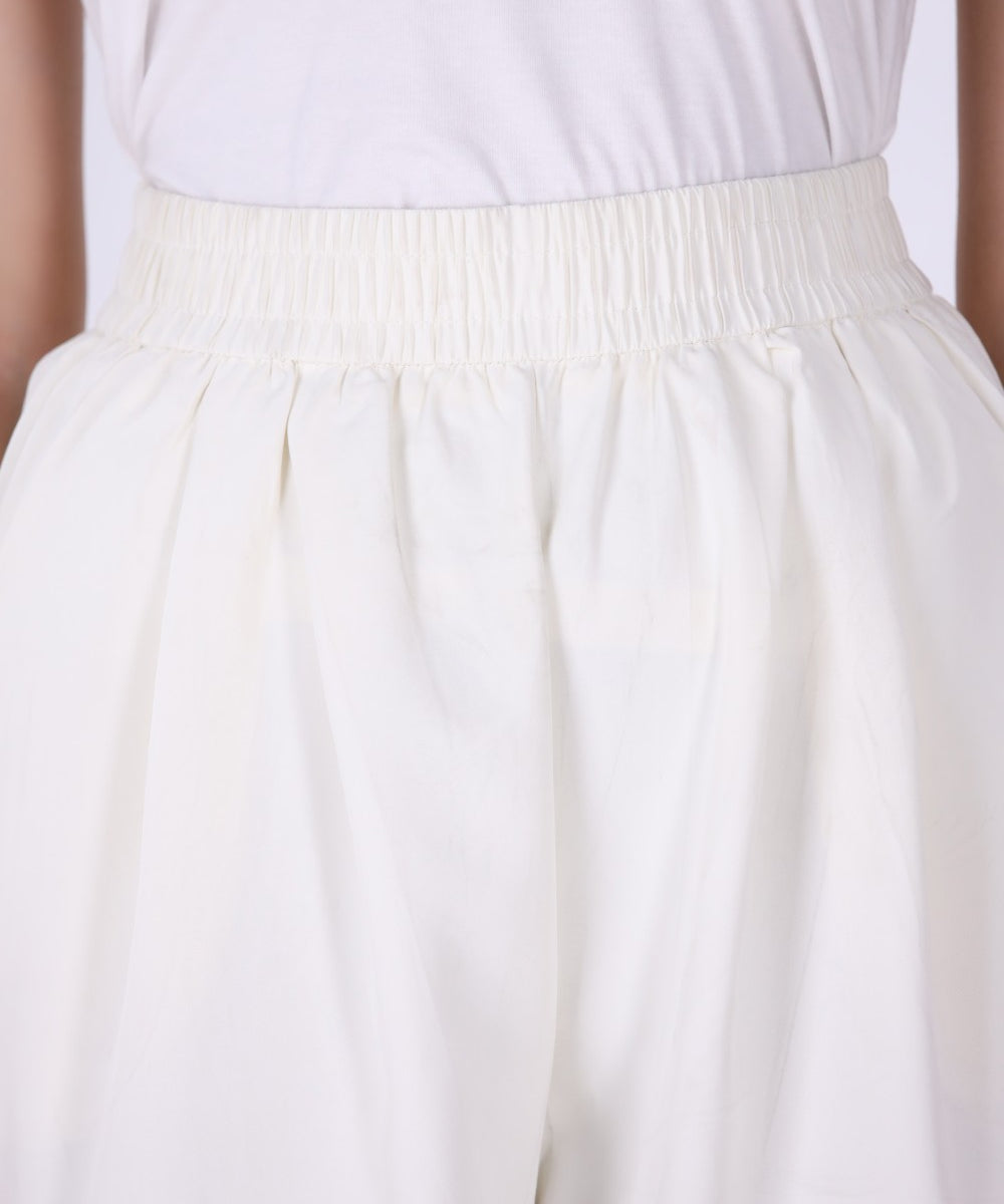 Wide-Leg Trouser