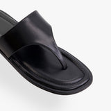 Noir Flats