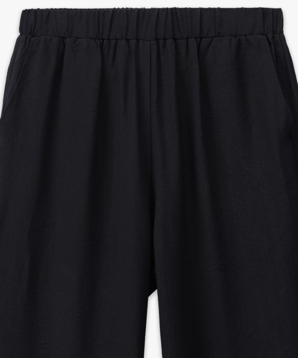 Wide-Leg Trouser